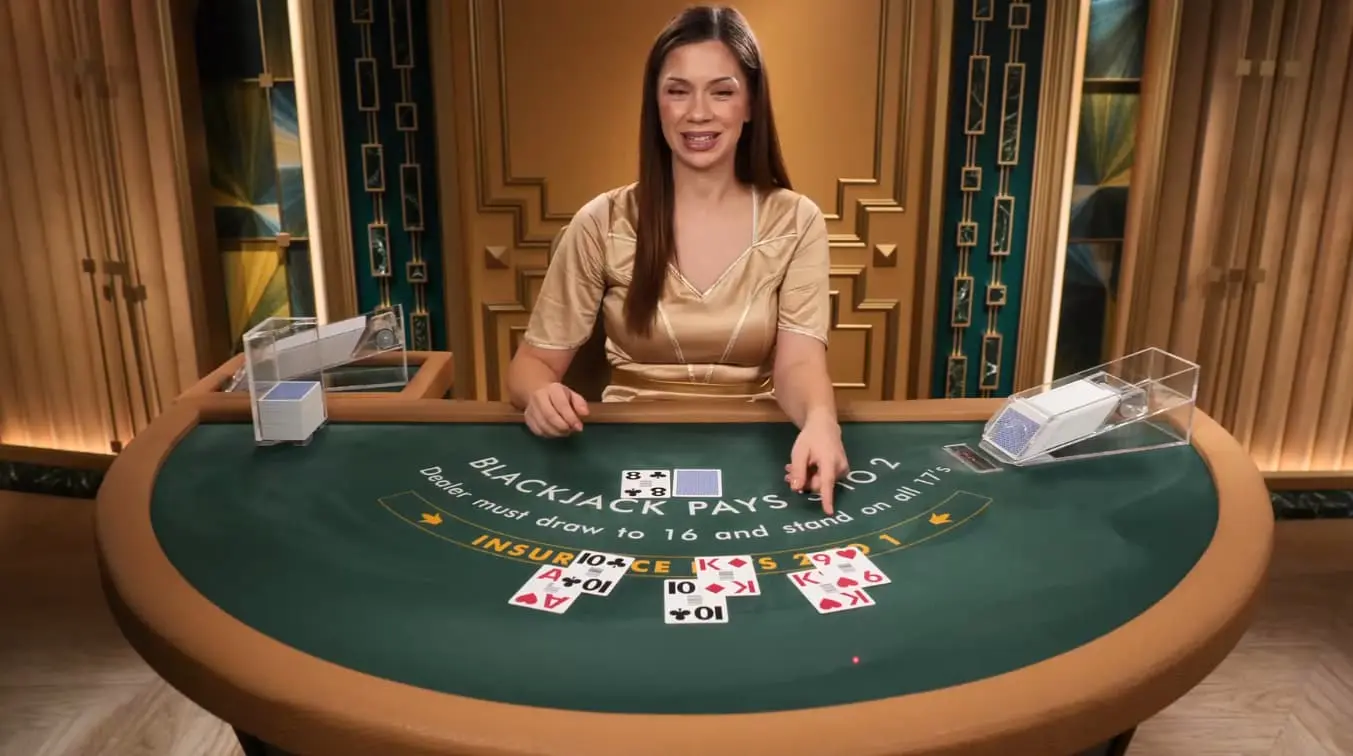 The live version of Pragmatic Play blackjack is a classic variation of the card game, which uses 8 card decks and a 7-seat table.